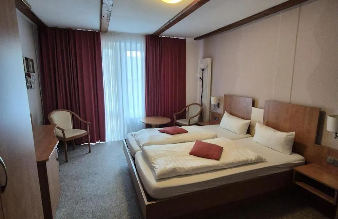 Hotel zur Krone-1